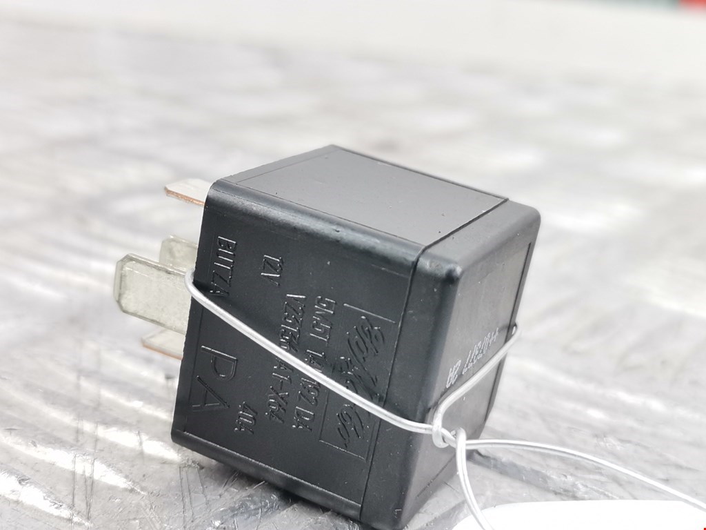 Реле Jaguar XF (X250) (2007-2015)