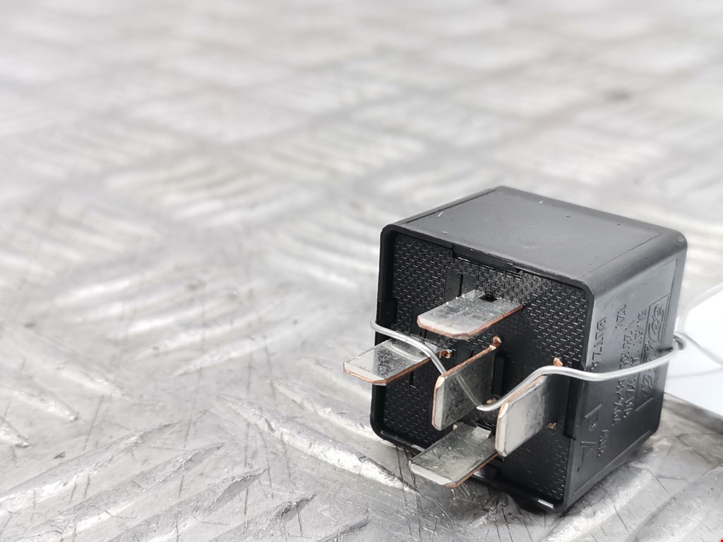 Реле JAGUAR XF X250 2007-2015