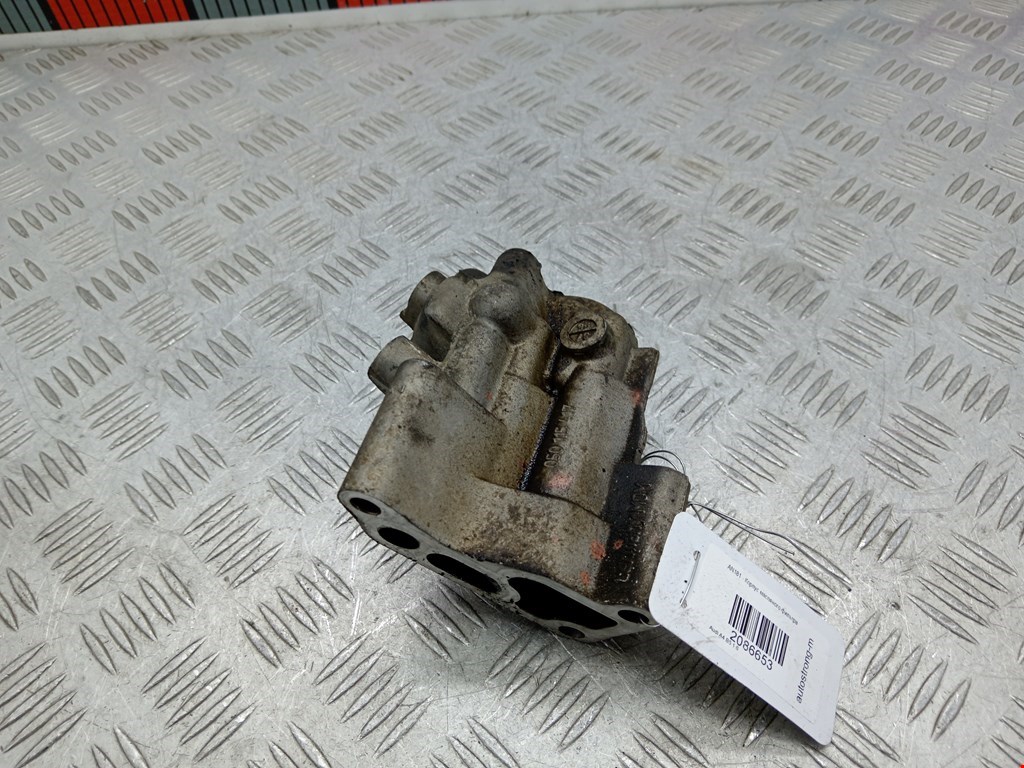 Корпус масляного фильтра AUDI A4 B5 1995-2001