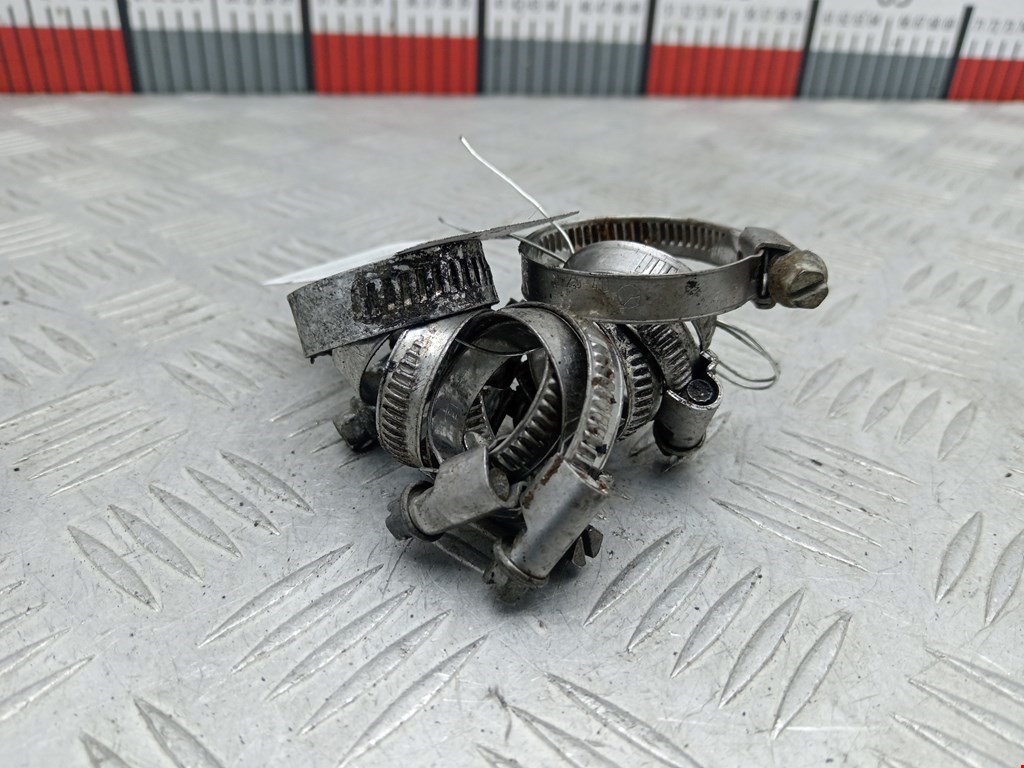 Хомут металлический Volkswagen Golf 4 (1997-2004)