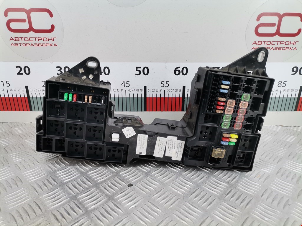 Датчик уровня в бачок омывателя JAGUAR XF X250 2007-2015