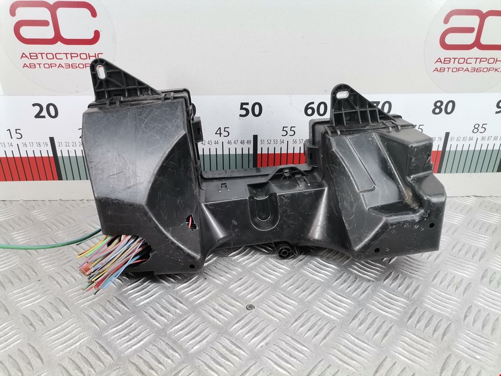 Датчик уровня в бачок омывателя JAGUAR XF X250 2007-2015