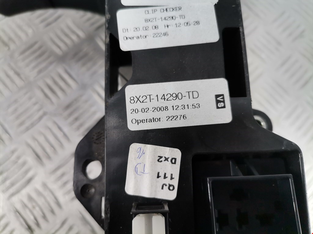 Датчик уровня в бачок омывателя JAGUAR XF X250 2007-2015