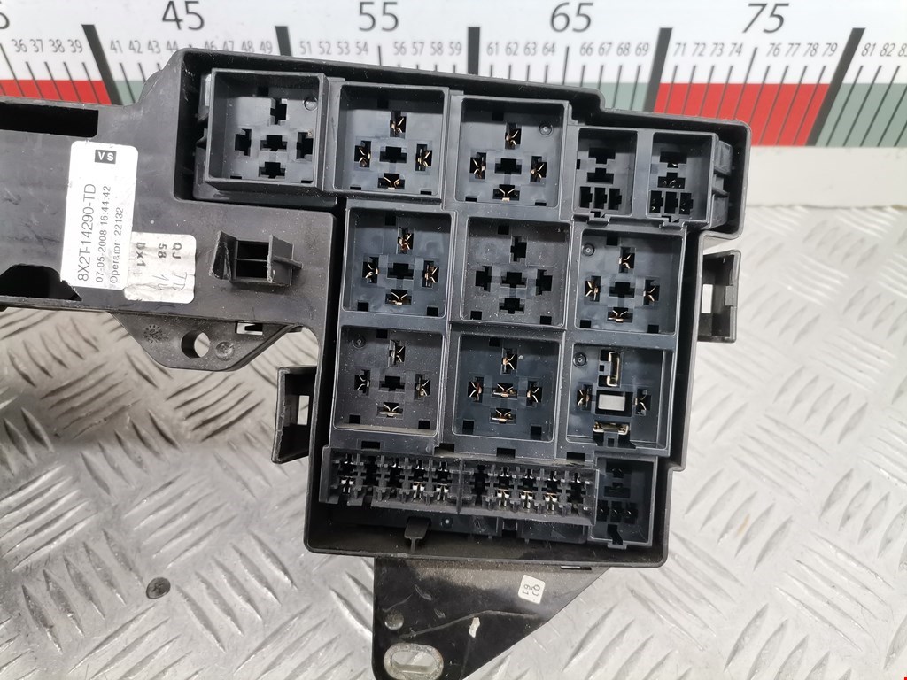 Датчик уровня в бачок омывателя JAGUAR XF X250 2007-2015