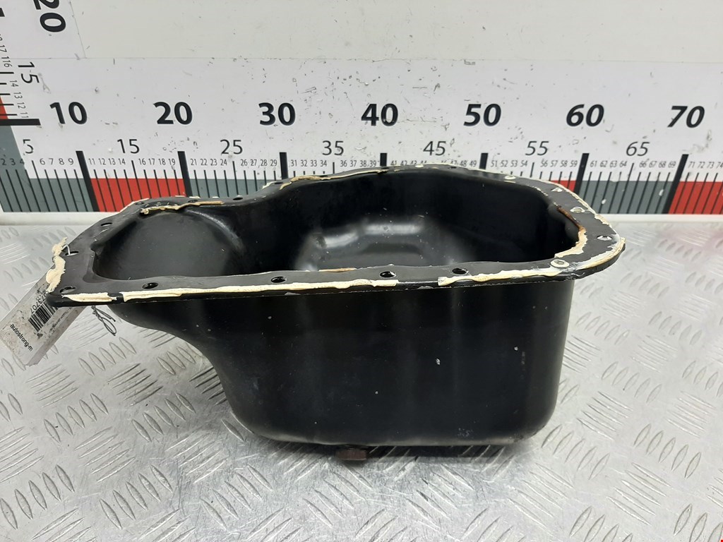 Поддон масляный двигателя VOLKSWAGEN Polo IV 2001-2009