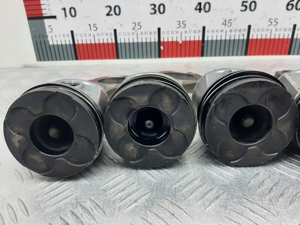 Поршень с шатуном AUDI A4 B6 2001-2005