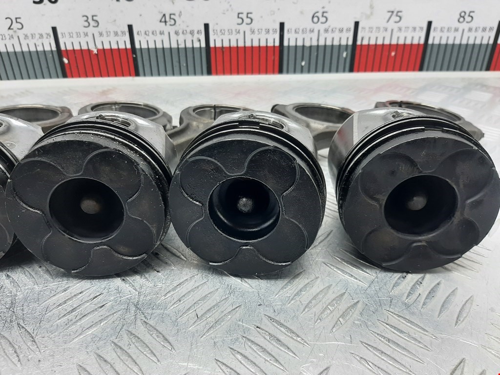 Поршень с шатуном AUDI A4 B6 2001-2005