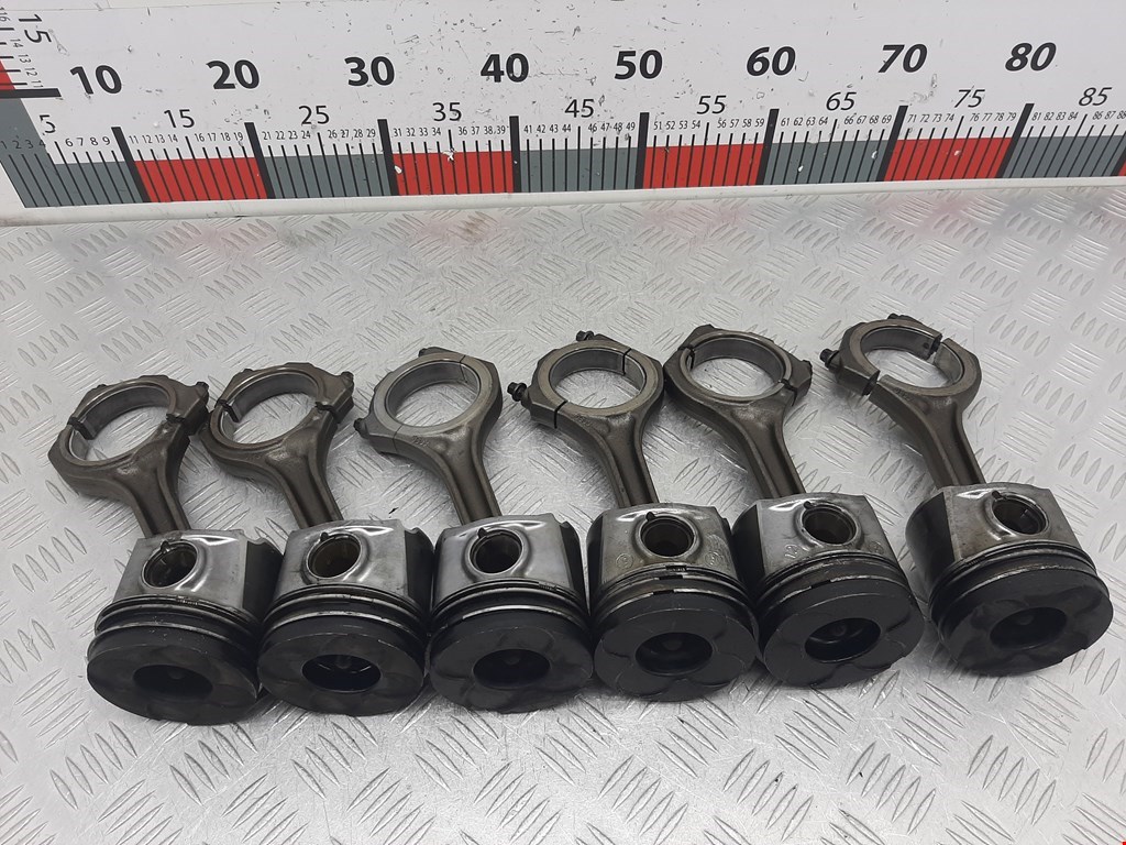 Поршень с шатуном AUDI A4 B6 2001-2005