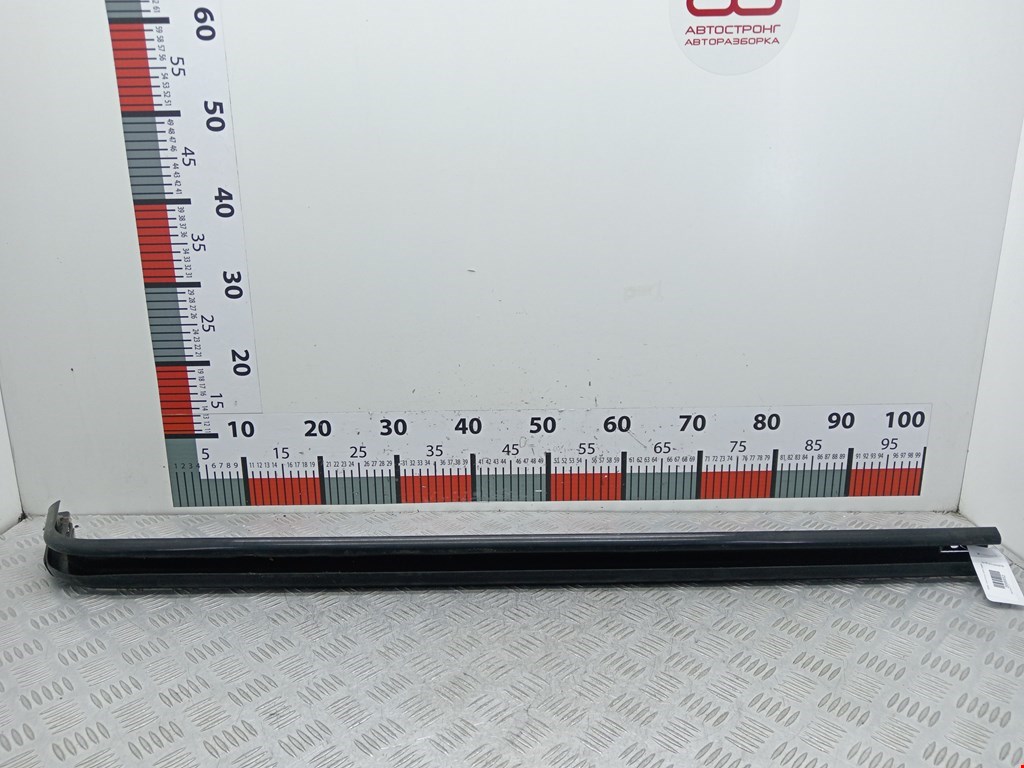 Направляющая сдвижной двери Opel Vivaro A (2001-2014)