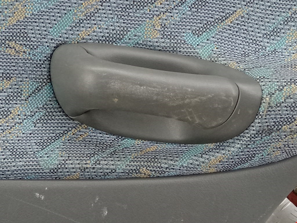 Обшивка двери задняя правая SUZUKI Baleno 1995-2002