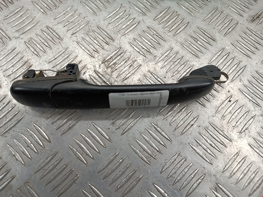 Ручка двери наружная задняя левая Volkswagen Polo 3 (1994-2002)