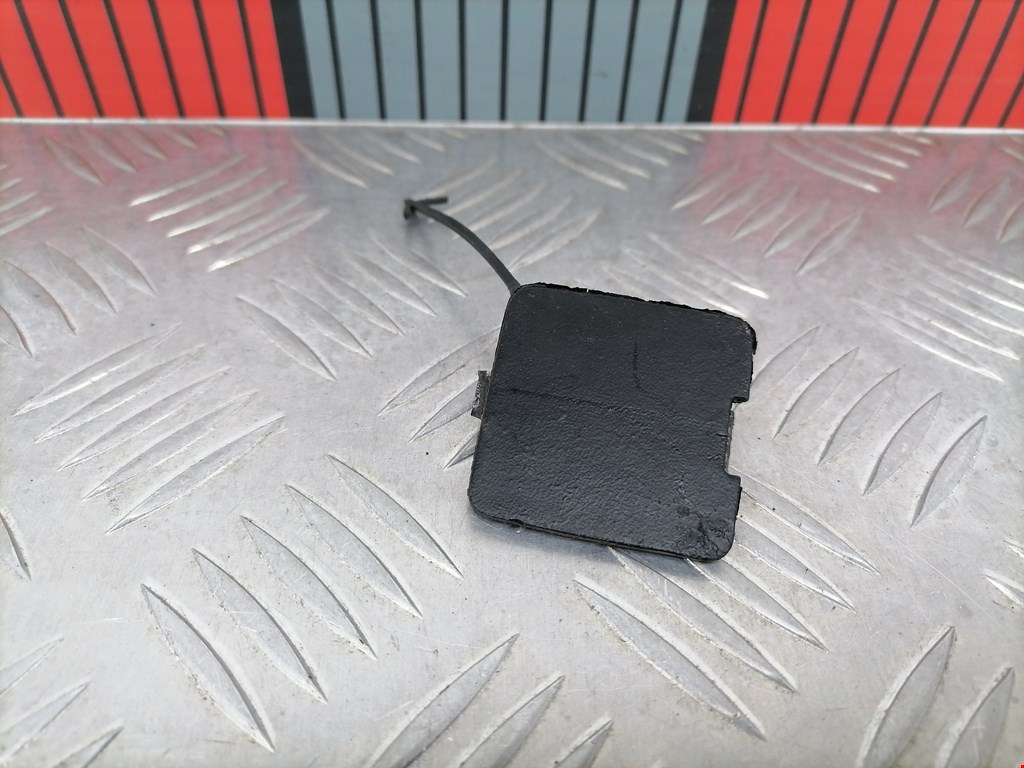 Заглушка (крышка) буксировочного крюка Opel Combo D (2011-2017)