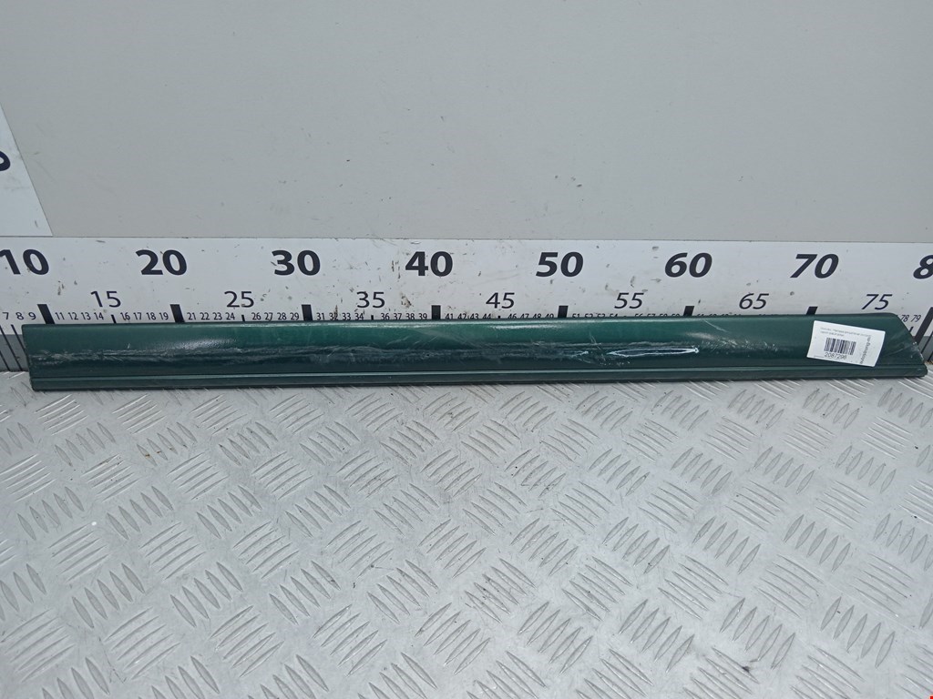 Накладка декоративная (молдинг) двери задней правой Mercedes C-Class (W202) (1993-2001)