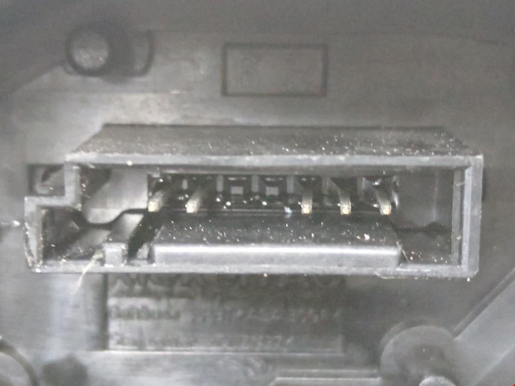 Замок двери задней правой BMW 5er 5 серия E60/E61 2003-2010