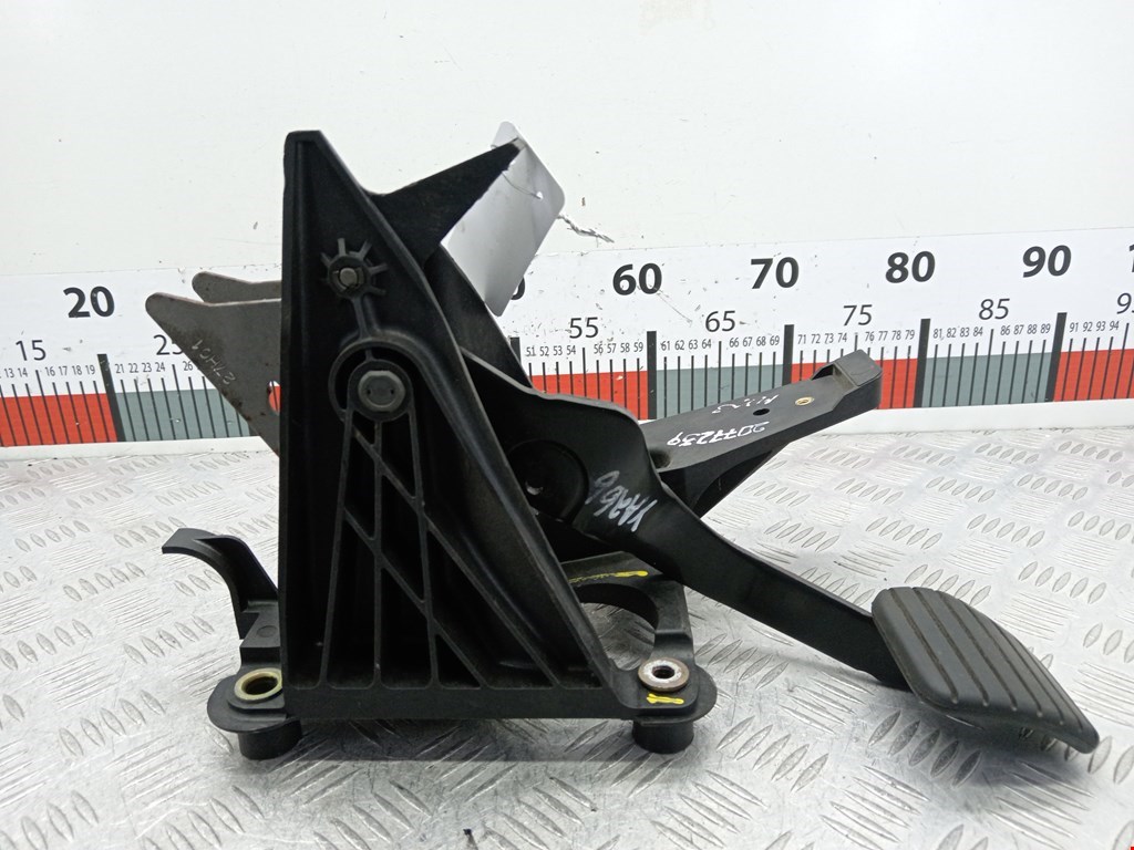 Педаль тормоза RENAULT Laguna 2001-2007