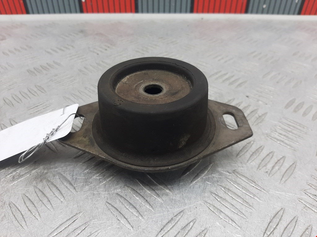 Подушка (опора) крепления двигателя Citroen Berlingo 1 (1996-2012)