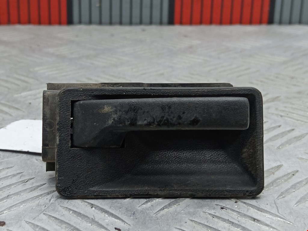 Ручка дверная задняя внутренняя правая OPEL Kadett E 1984-1994