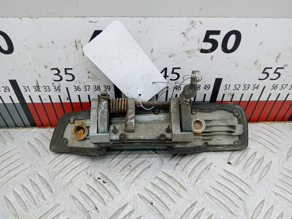 Ручка двери задней наружная правая MITSUBISHI Galant VIII 1996-2006