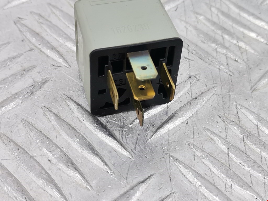 Реле SAAB 9-3 1998-2002