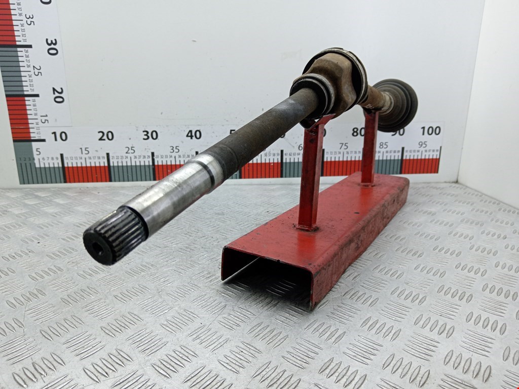 Полуось (привод, приводной вал) передняя правая CITROEN Berlingo 1996-2012