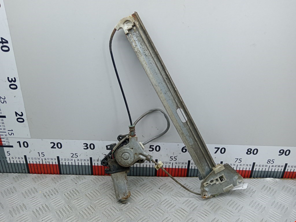 Стеклоподъемник задний правый MITSUBISHI Galant VIII 1996-2006