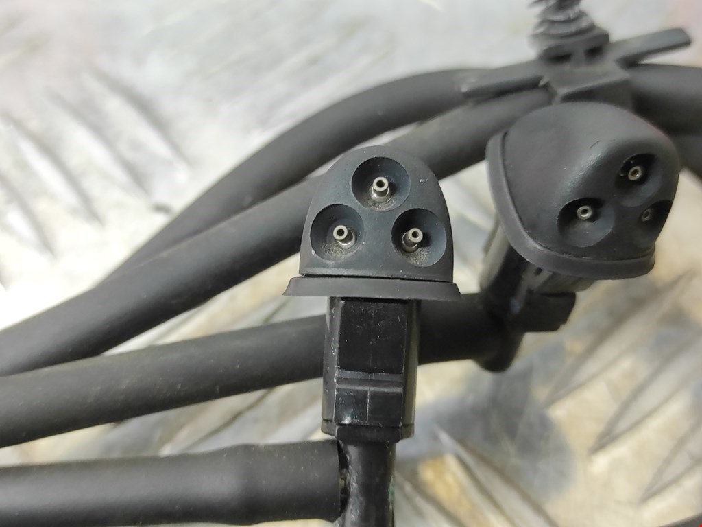 Форсунка омывателя лобового стекла CHEVROLET Orlando 2011-2015