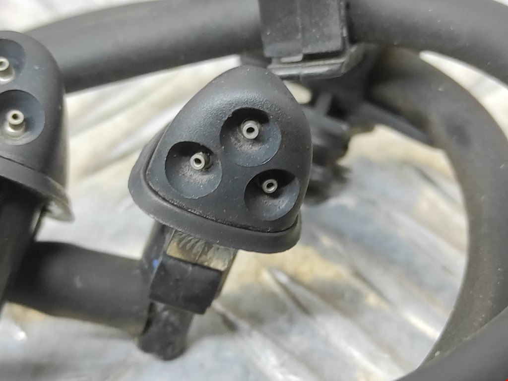 Форсунка омывателя лобового стекла CHEVROLET Orlando 2011-2015