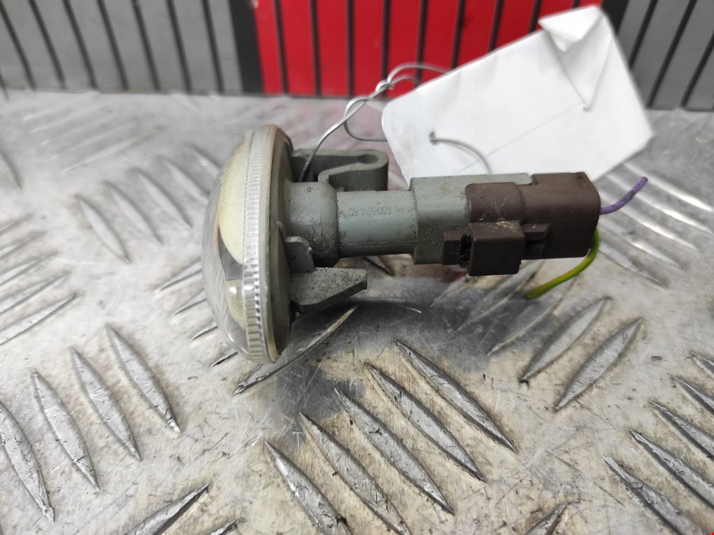 Повторитель на крыло PEUGEOT 206 1998-2012