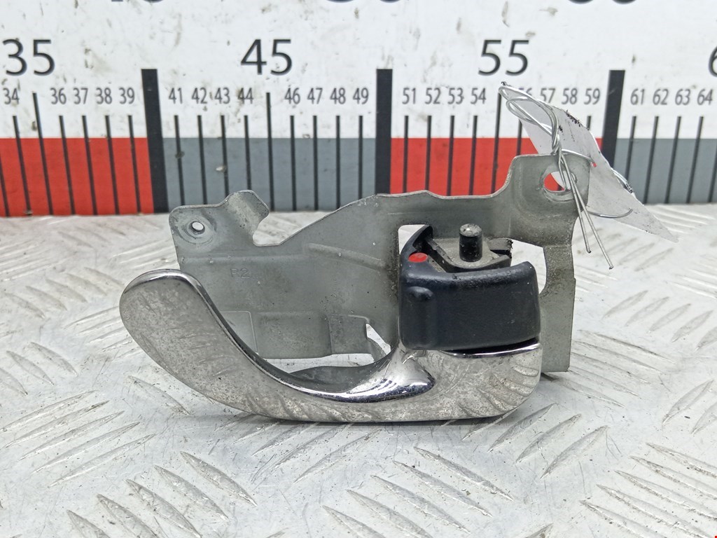 Ручка дверная задняя внутренняя правая MITSUBISHI Galant VIII 1996-2006