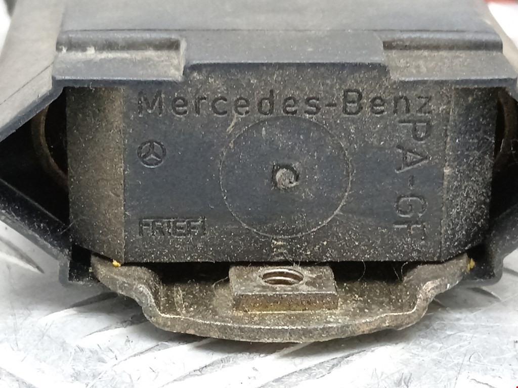 Ограничитель открывания двери MERCEDES-BENZ C-Class C-klasse W202 1993-2000