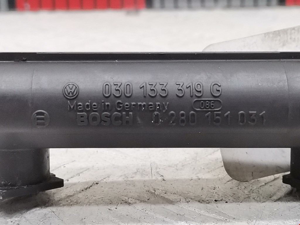 Рампа топливная (рейка) VOLKSWAGEN Polo III 1994-2001