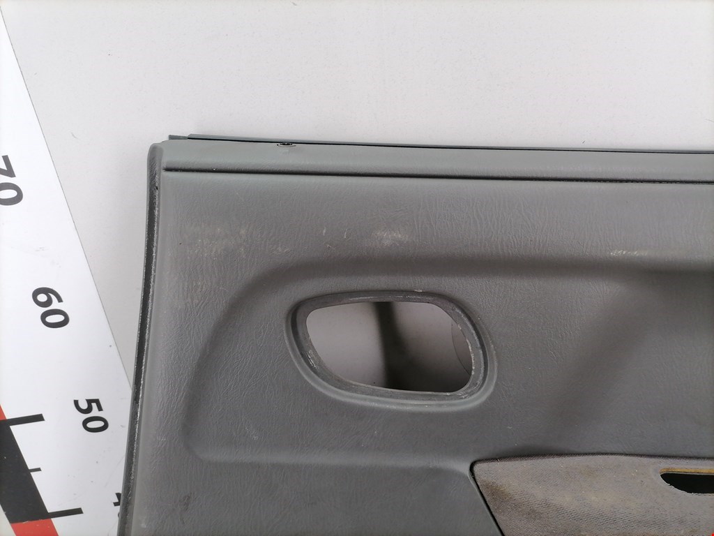 Обшивка двери задняя правая OPEL Agila A 2000-2007