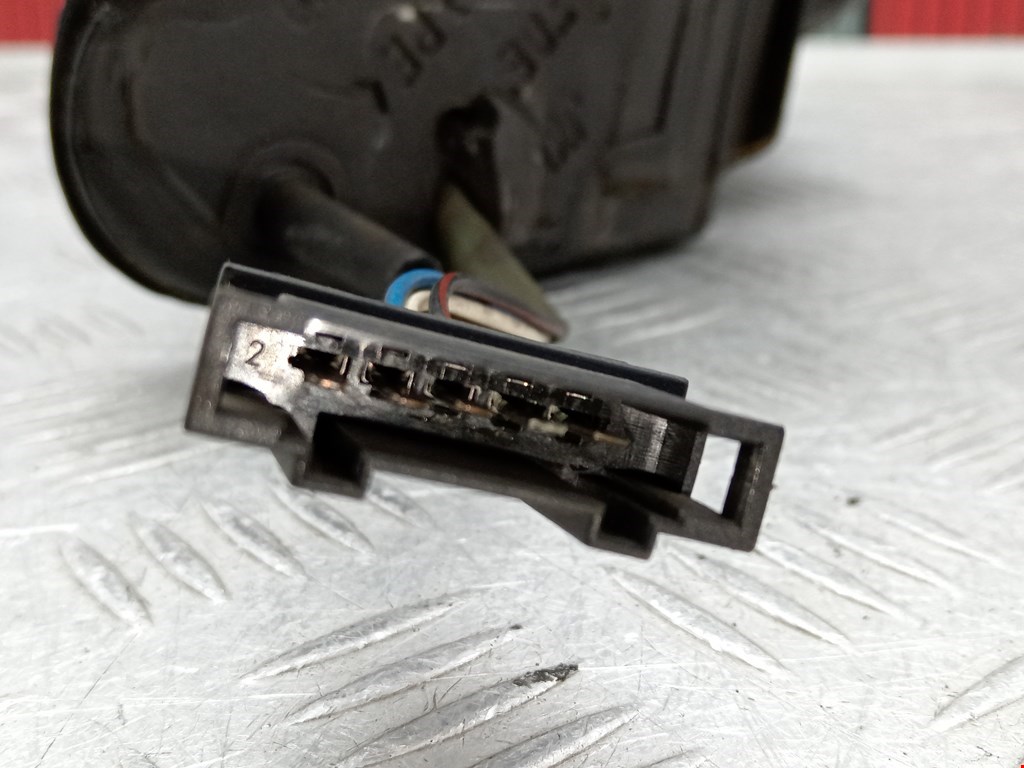 Зеркало правое VOLKSWAGEN Golf III 1991-1997