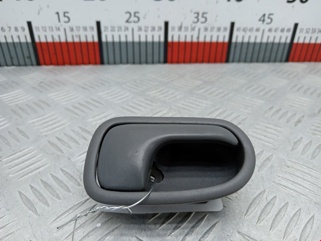 Ручка дверная задняя внутренняя правая MAZDA 626 GE 1992-1997