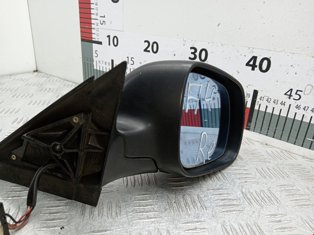 Зеркало правое AUDI A4 B5 1995-2001
