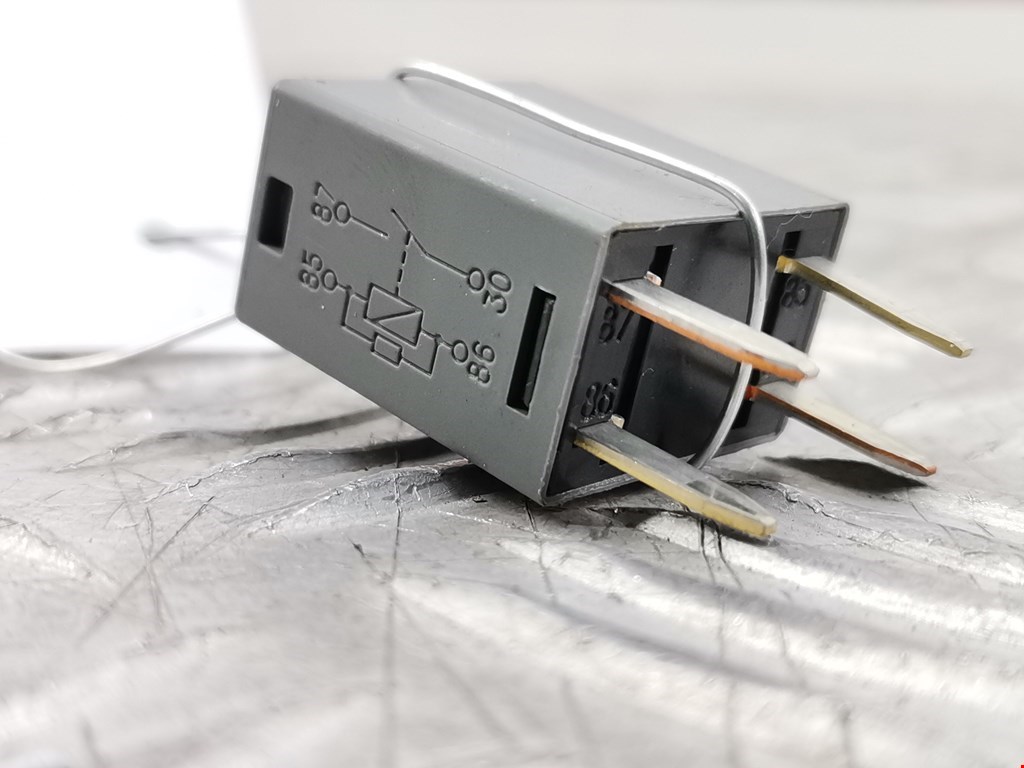 Реле KIA Carens 1999-2002