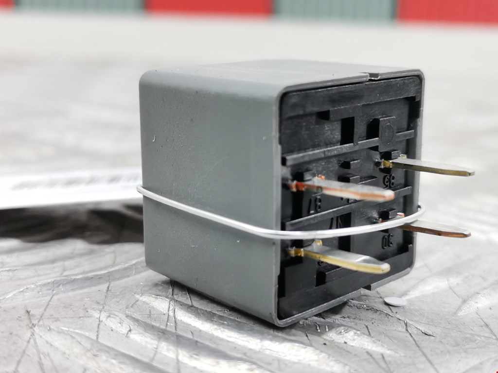 Реле KIA Carens 1999-2002