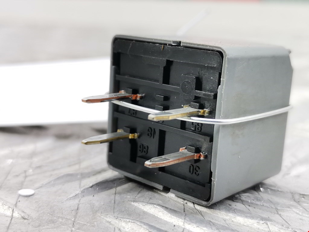 Реле KIA Carens 1999-2002