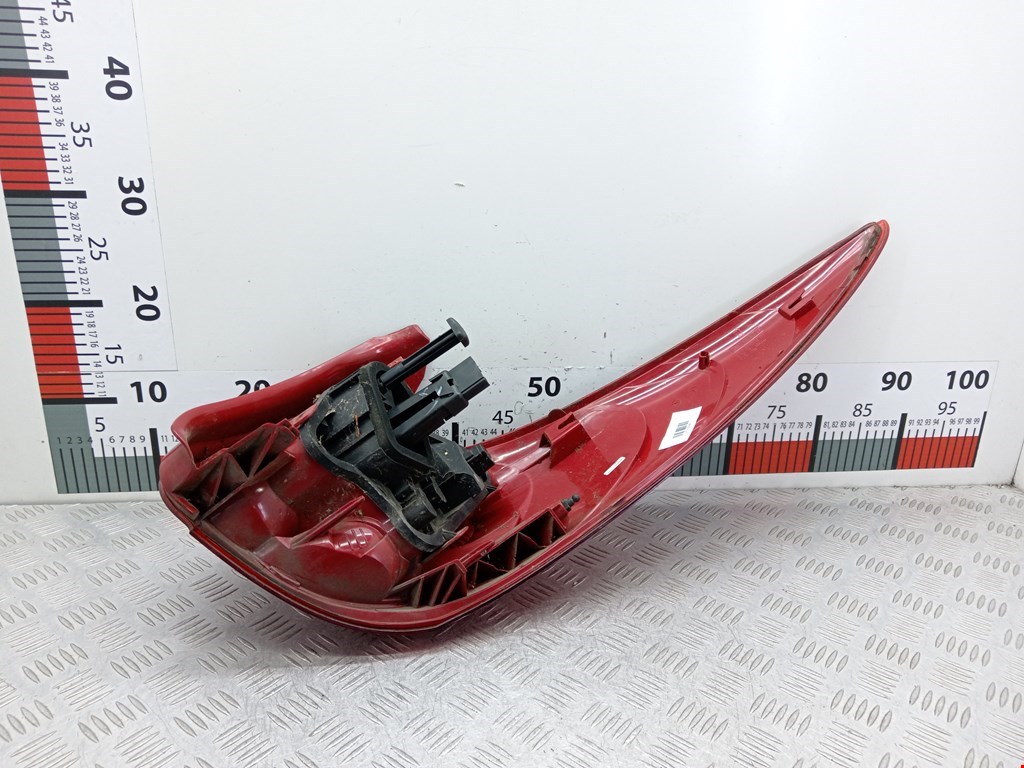 Фонарь задний левый PEUGEOT 207 2006-2015
