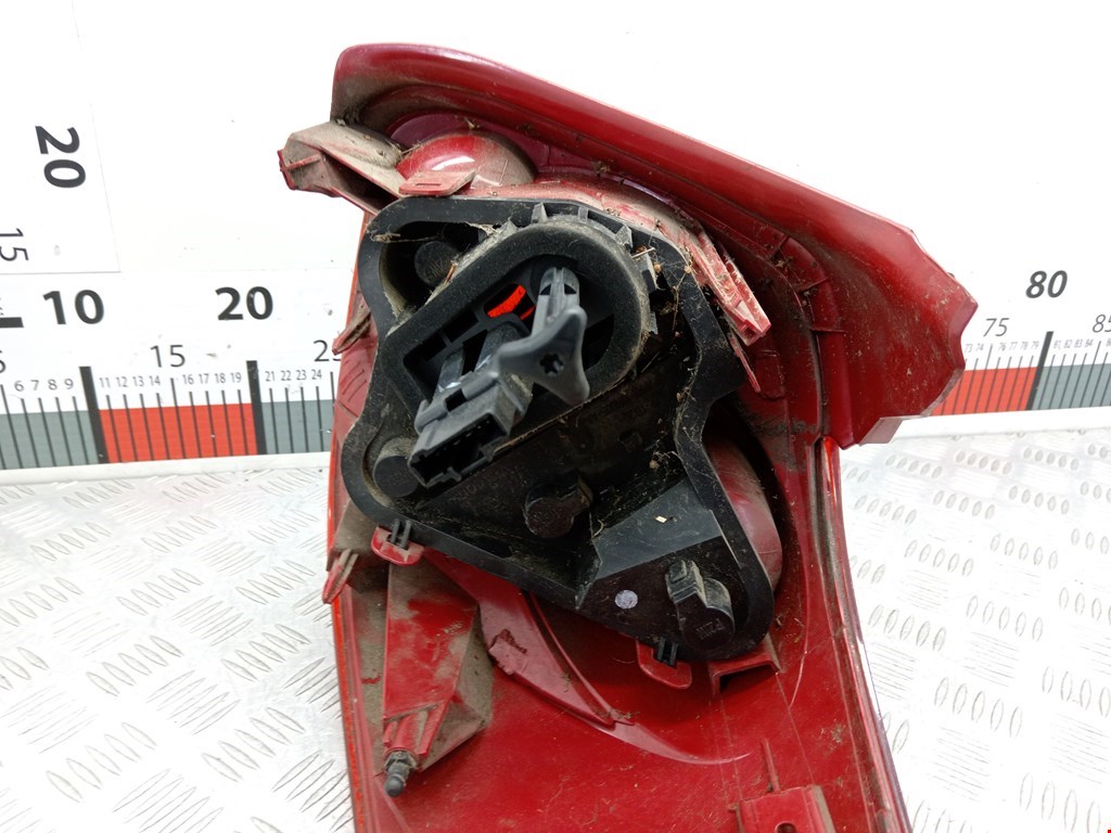 Фонарь задний левый PEUGEOT 207 2006-2015