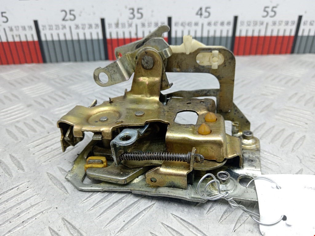 Замок двери сдвижной PONTIAC Trans Sport 1989-1996