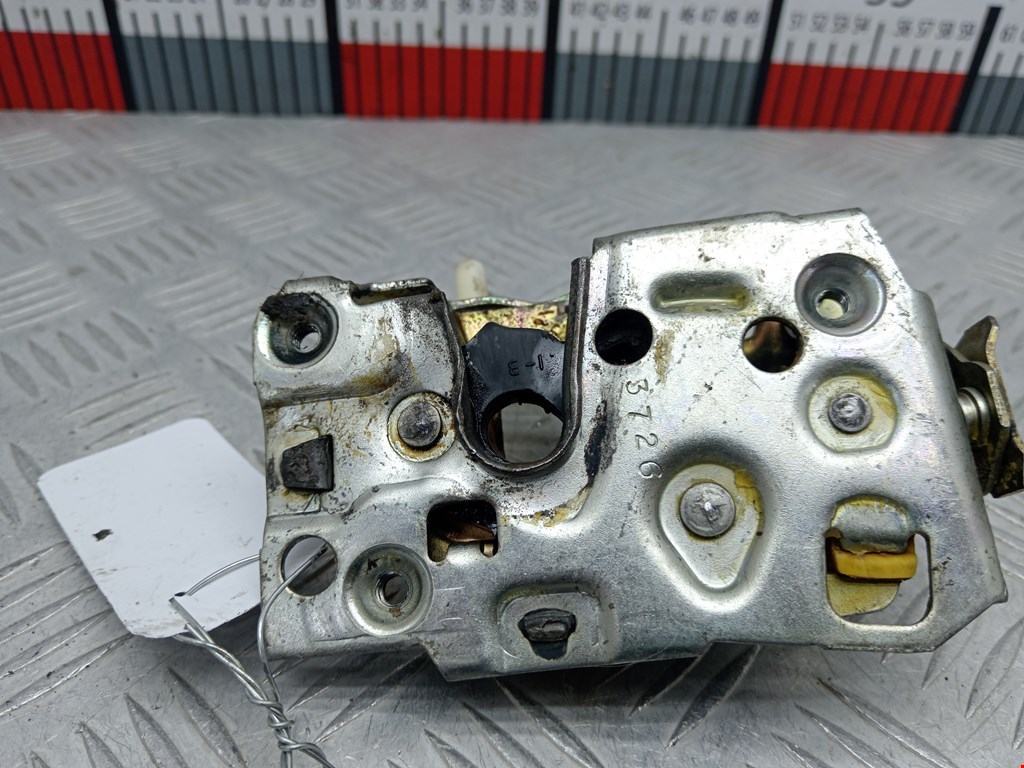 Замок двери сдвижной PONTIAC Trans Sport 1989-1996