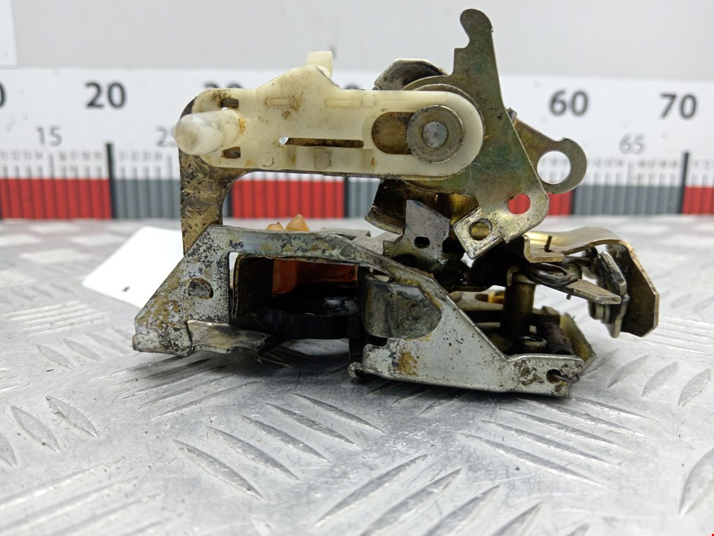 Замок двери сдвижной PONTIAC Trans Sport 1989-1996