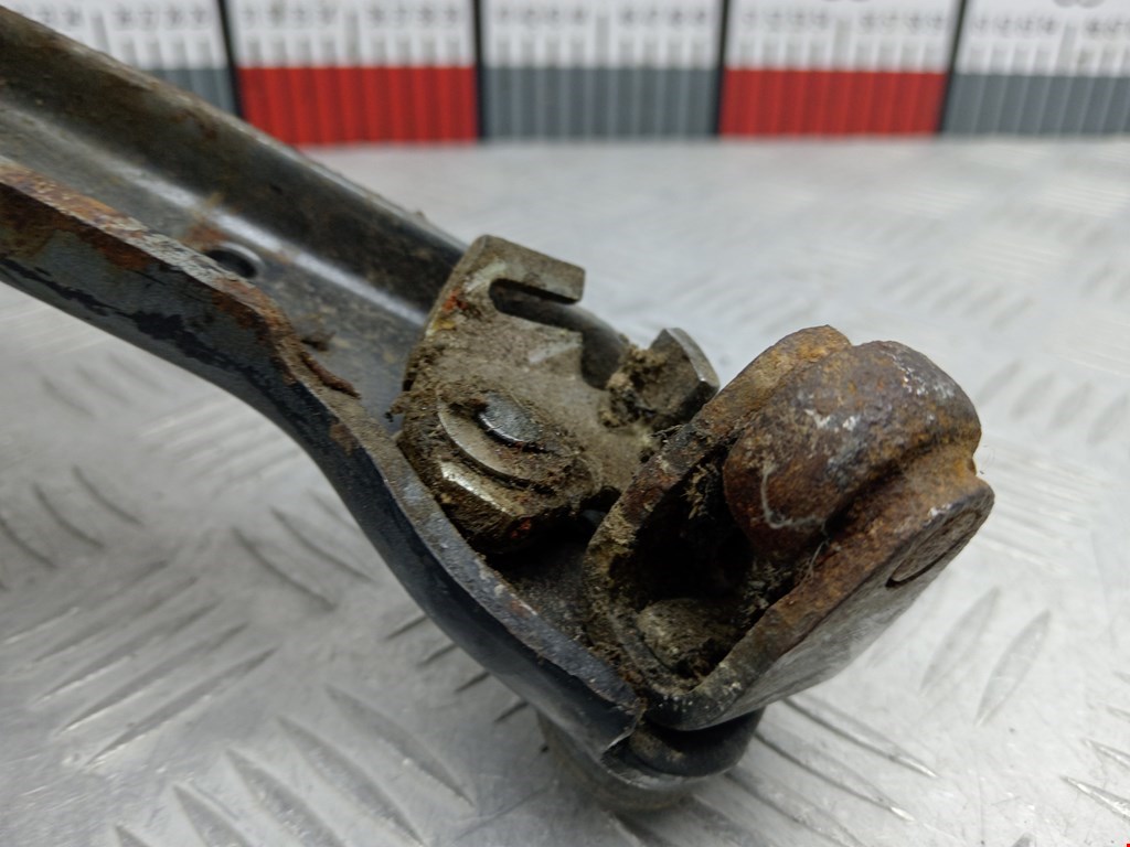 Ролик двери сдвижной (левый/правый средний верхний/нижний) PONTIAC Trans Sport 1989-1996