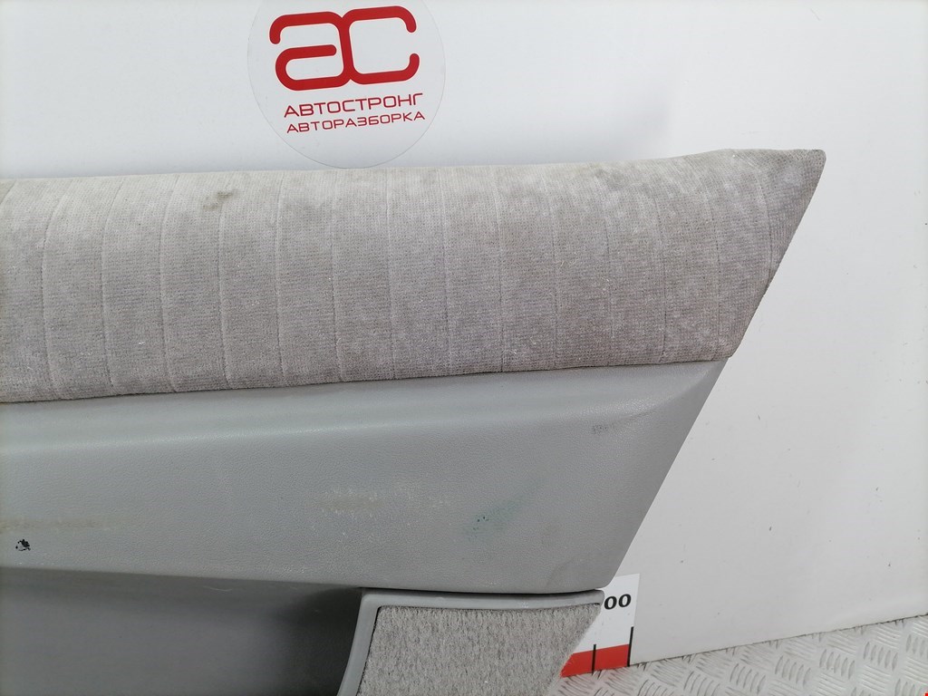 Обшивка двери задняя правая PONTIAC Trans Sport 1989-1996