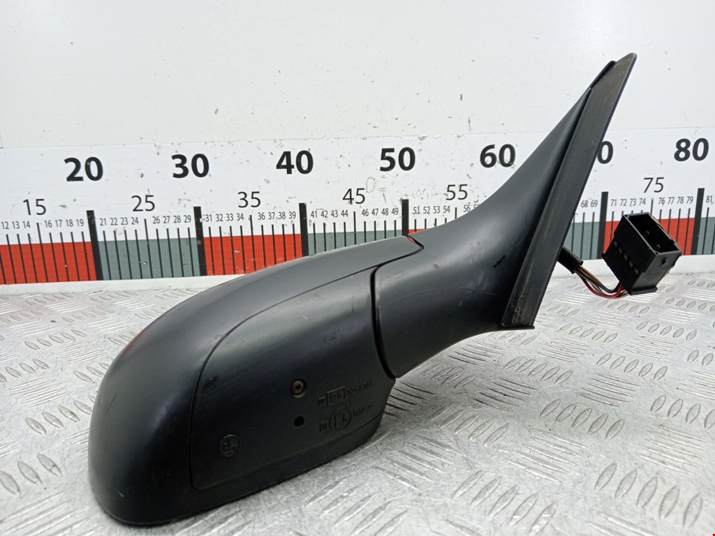 Зеркало правое AUDI A4 B5 1995-2001