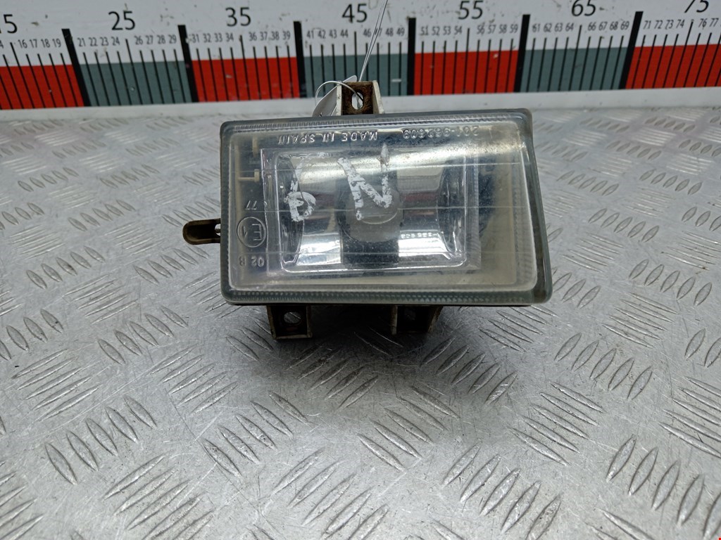 Фара противотуманная левая (ПТФ) VOLKSWAGEN Polo III 1994-2001