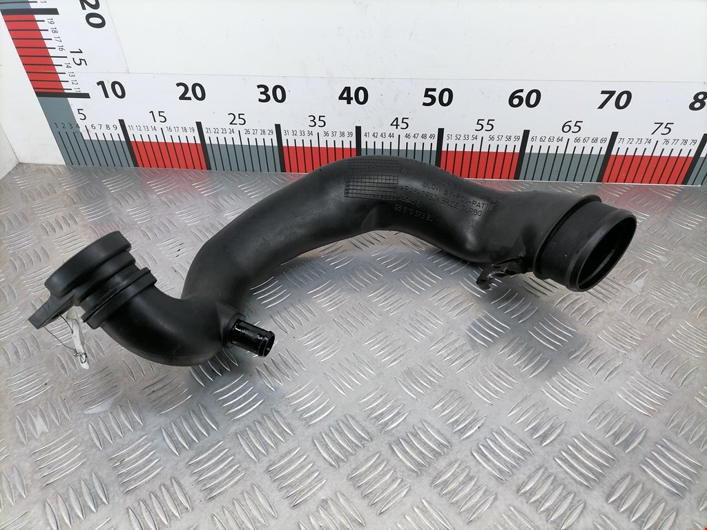 Патрубок воздушного фильтра PEUGEOT 407 2004-2010