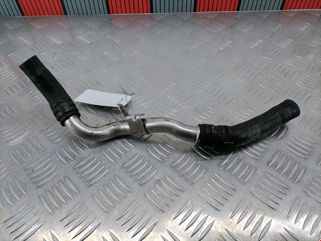 Патрубок VOLKSWAGEN Touareg 2002-2010