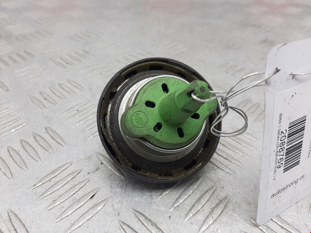 Крышка топливного бака BMW 1er E81\E87 2004-2011